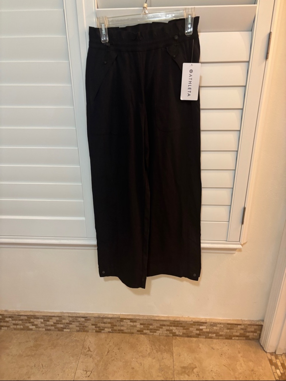 Athleta Black Wide-Leg Trousers with Front Pockets